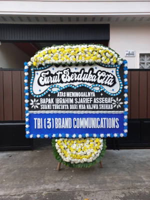 Papan Bunga Duka di Salamanmloyo